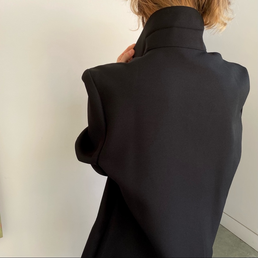 Vintage Black Blazer - Size L (EUC)